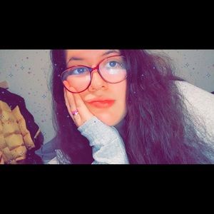 Meet your Posher, Carmen